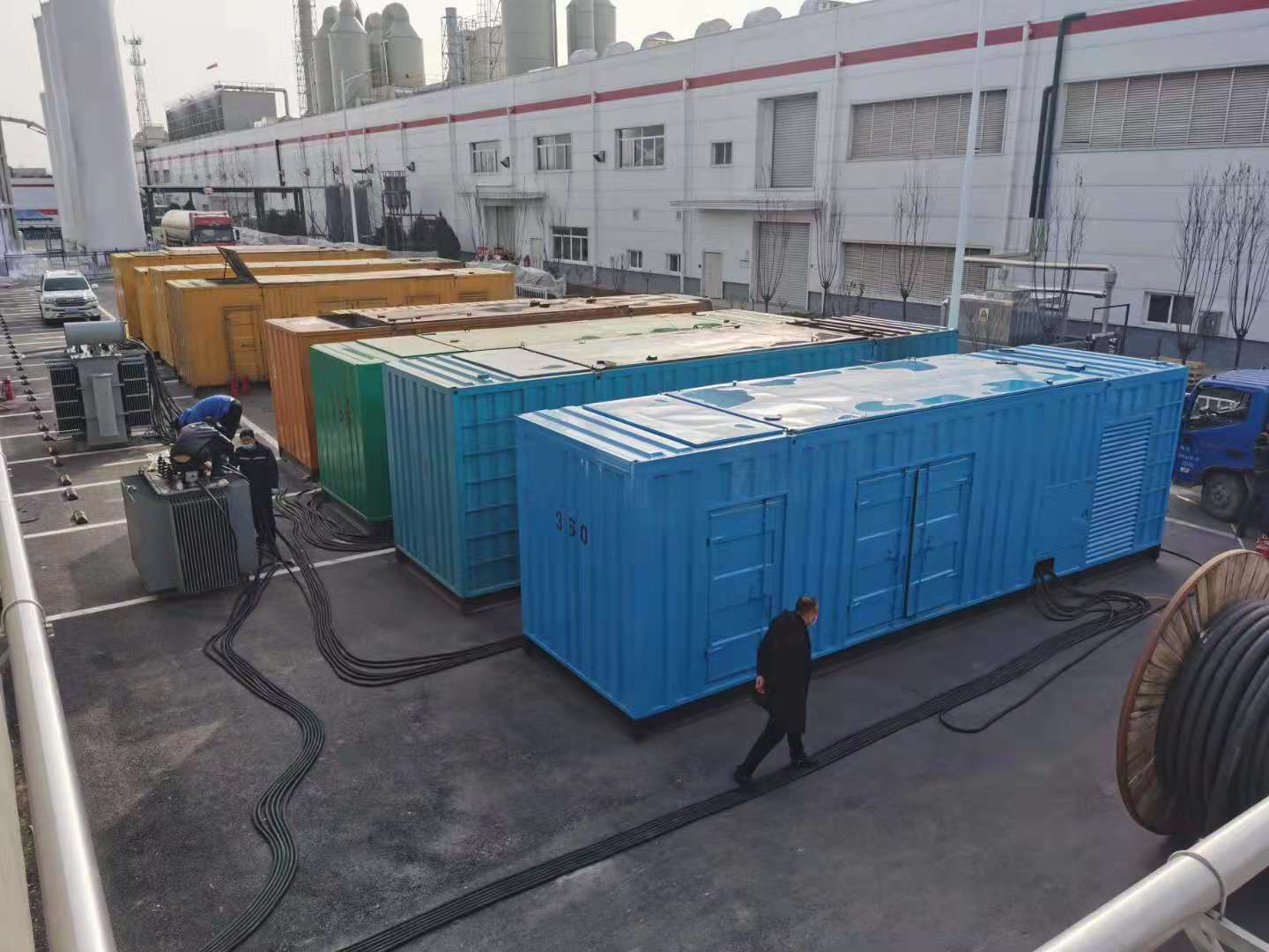 海北发电机出租-两相发电机与三相发电机有何区别?